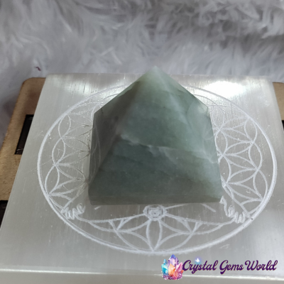 Crystal Green Aventurine Crystal Pyramid – Luck, Prosperity & Heart Healing